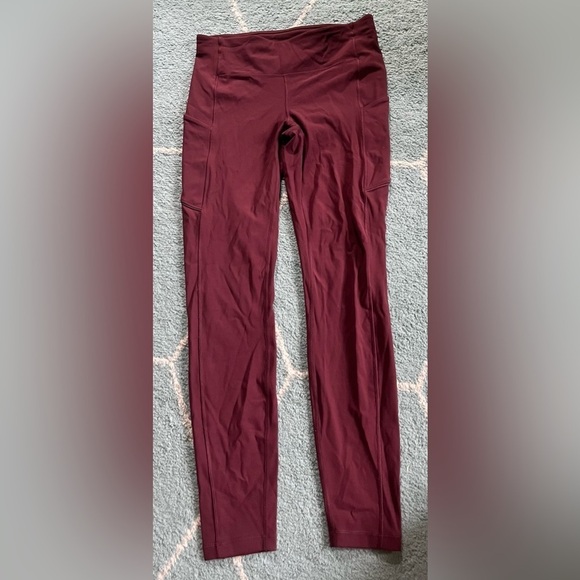 Lululemon Women’s Leggings- Red Merlot w/ Pockets & Reflective Detailing- Size 6 - Picture 1 of 6